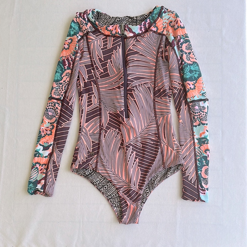 Maaji Reversible Surf Suit - size Med